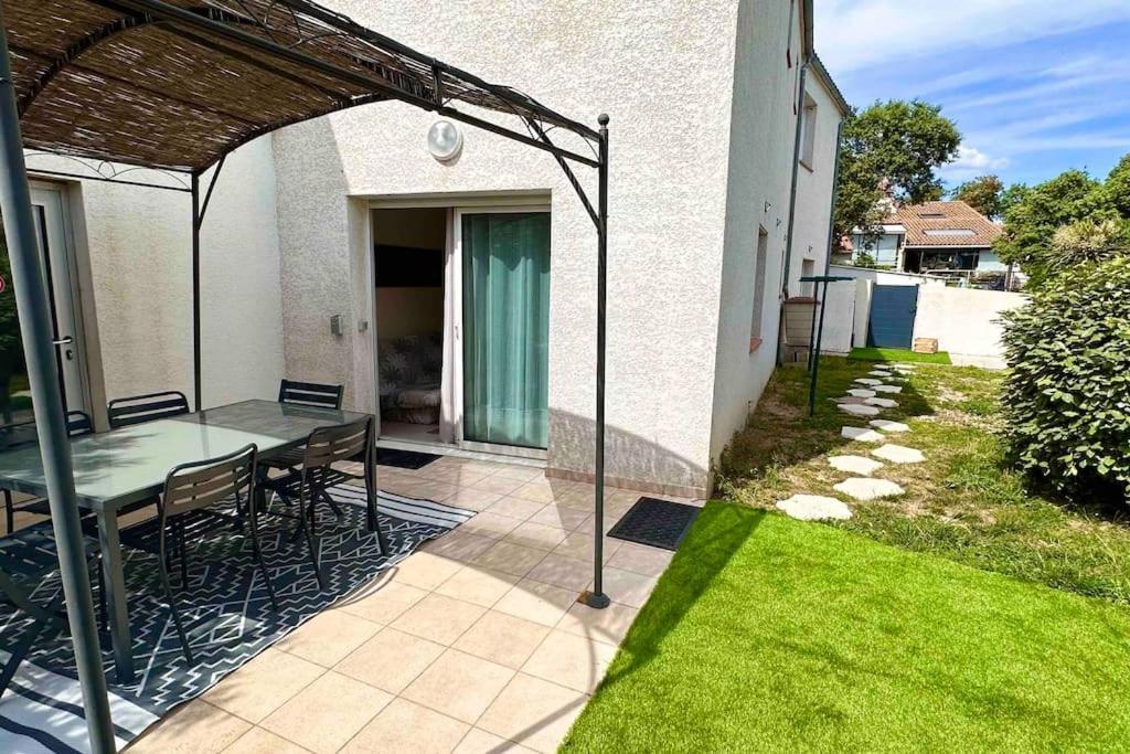 Appart Independent Garden Pool & Spa Sussargues 外观 照片
